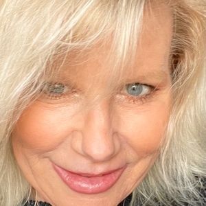 Meet your Posher, Dacia